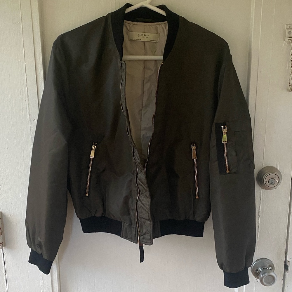 Zara Basic Outerwear Green Full Zip Bomber Jacket For Women - Picture 5 of 14